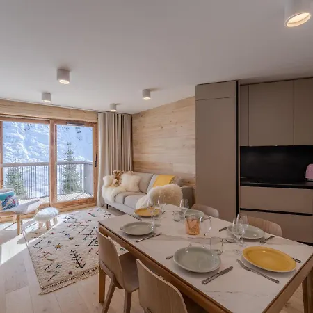 Apartment Bel Equipe Proche Des Pistes - Fr-1-563-131